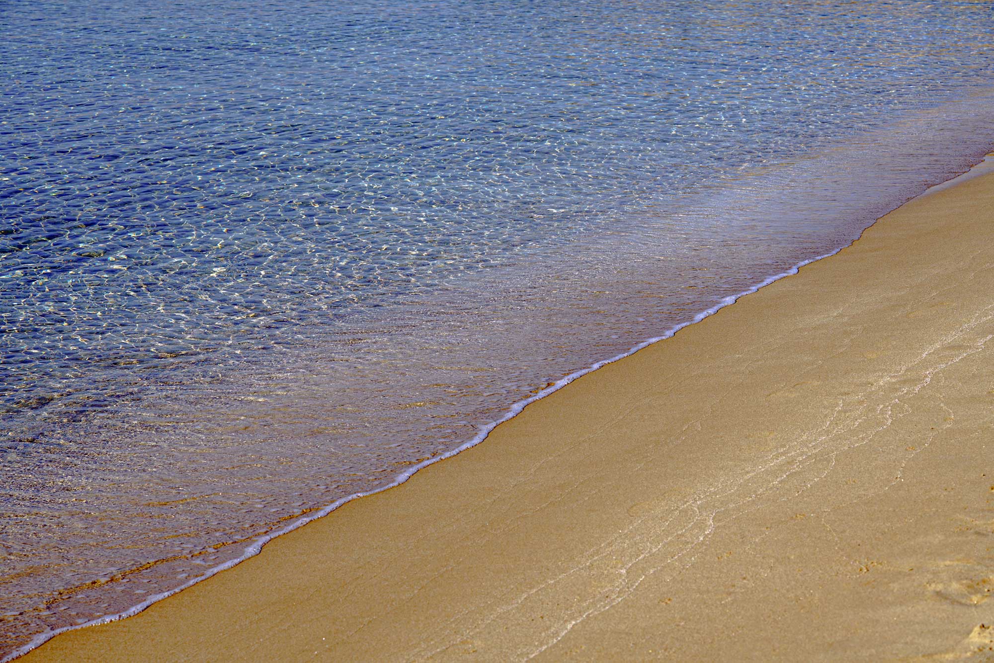 Villa-Collective---Paros_-Whitewashed-villages,-crystalline-coves-and-the-marvel-of-marble-4