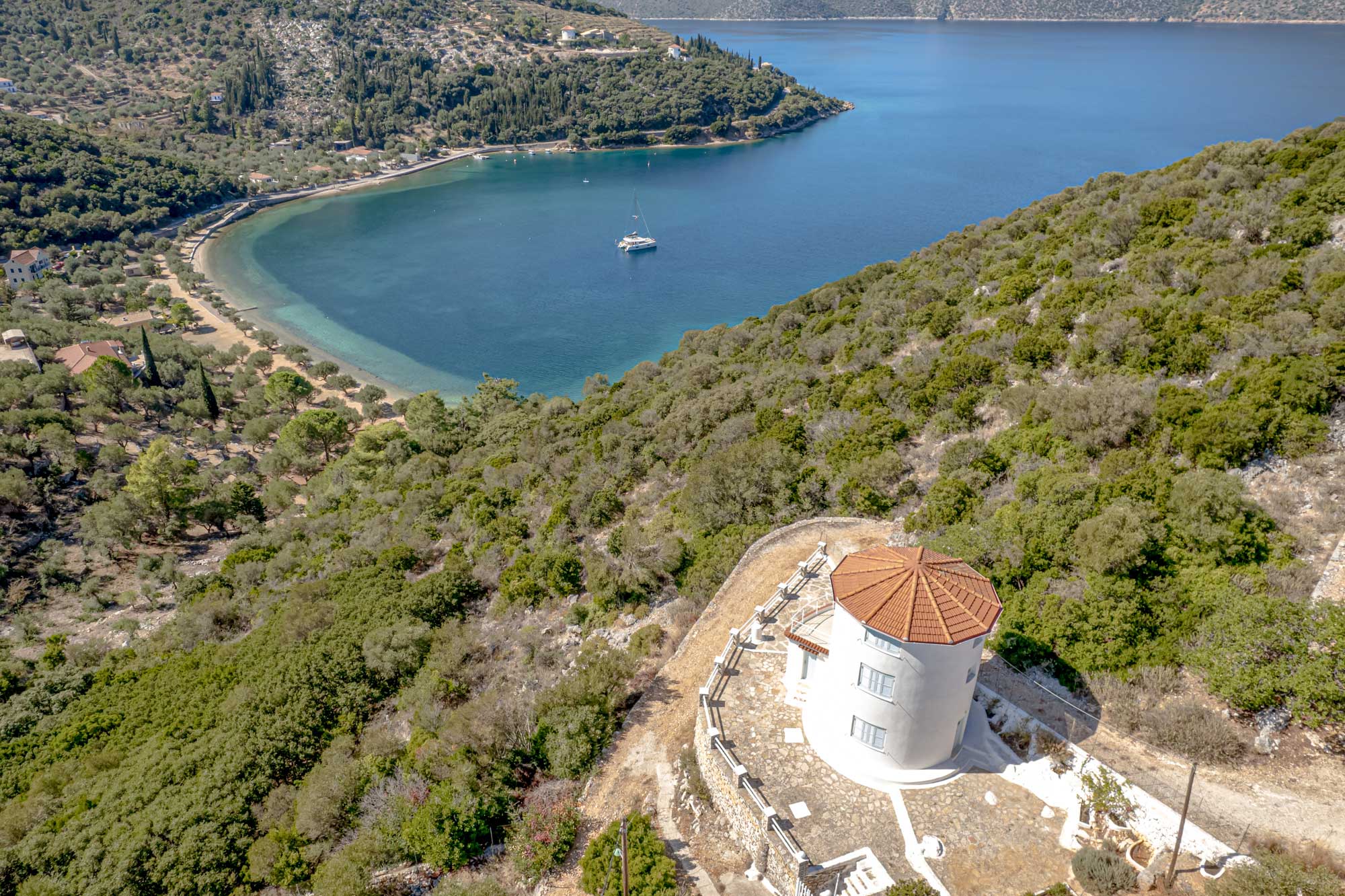 Villa-Collective---Paros_-Whitewashed-villages,-crystalline-coves-and-the-marvel-of-marble-8